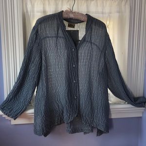 URU textured silk button down blouse NWT